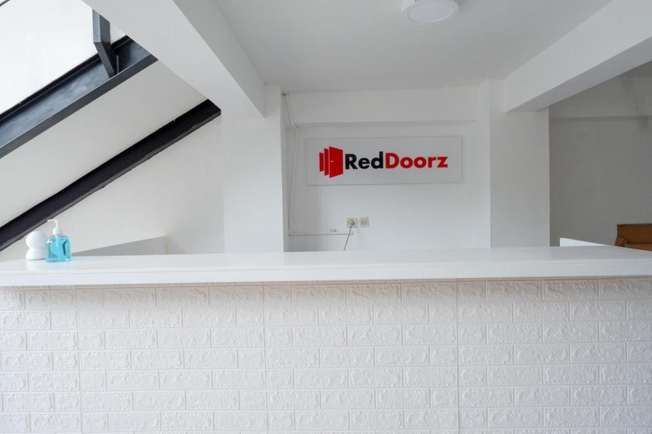 Reddoorz @ Demangan Sari Residence Pakualaman Exterior foto